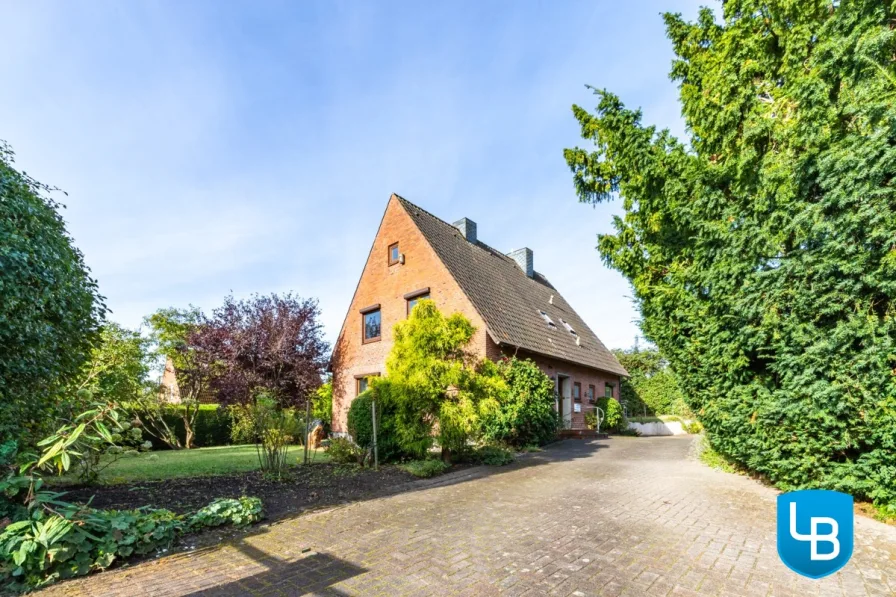 Zufahrt - Haus kaufen in Rathjensdorf - Hier können Sie Ihre Wünsche wahr werden lassen: EFH mit Keller und Garage in ruhiger Lage