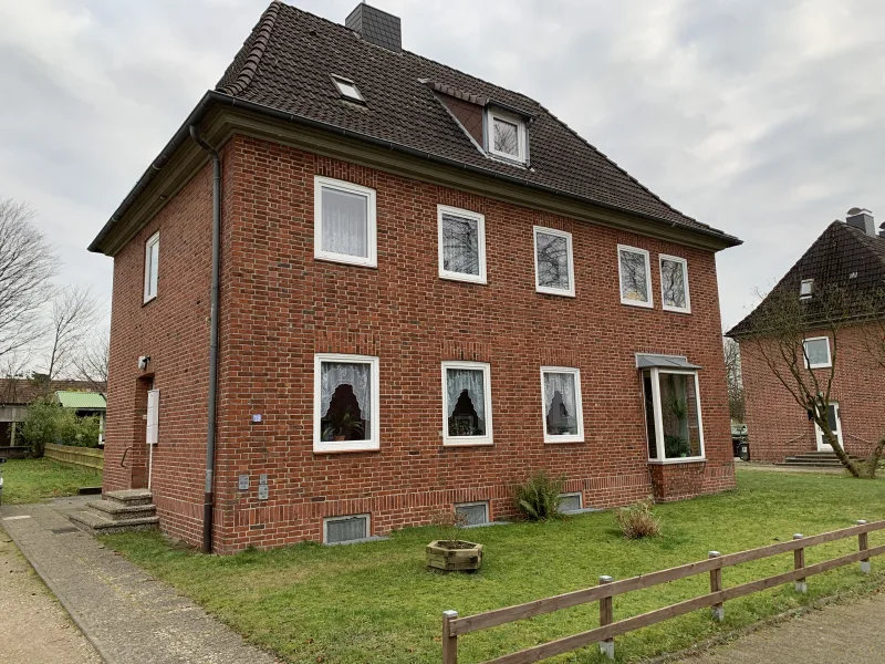 Dachgeschosswohnung in Bordesholm - Wohnung mieten in Bordesholm - Mit Garten: 2-Zimmer-Wohnung in Bordesholm