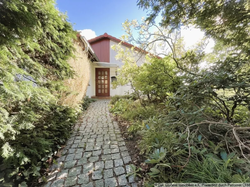 Hauseingang - Haus kaufen in Quickborn - Ebenerdig Wohnen im schönen Dichterviertel