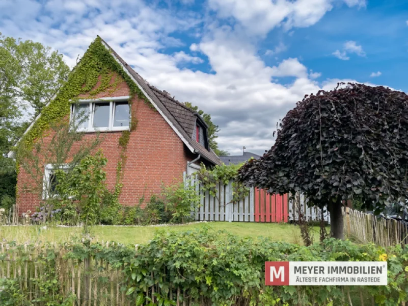 Ansicht  - Haus kaufen in Wiefelstede / Metjendorf - Geräumiges Wohnhaus in OL-Metjendorf (Obj.-Nr.: 6424)