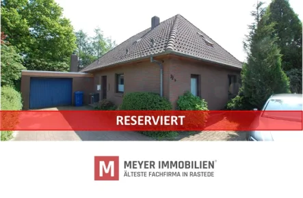 Meyer Immobilien - Haus kaufen in Rastede - Geräumiger Bungalow auf einem ruhig gelegenem Hintergrundstück in Rastede (Obj.-Nr.: 6458)