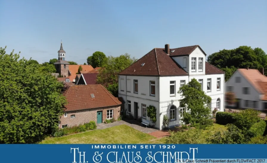 Ansicht - Haus kaufen in Sande - Denkmalgeschützte Apothekervilla im historischen Ortskern von Neustadtgödens nahe der Nordsee