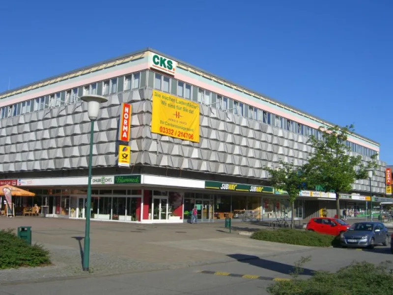 CIMG5962.JPG - Büro/Praxis mieten in Schwedt/Oder - Freie Bürofläche in Schwedt/Oder in der Platz der Befreiung  1, 16303 Schwedt/Oder, Zentrum, DE