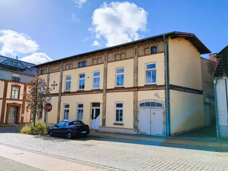 Stadthaus mit bis zu 3 Einheiten - Haus kaufen in Warin - Großzügiges Wohnhaus für 1 bis 3 Familien