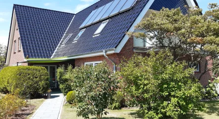 Vielseitiges Wohnhaus - Haus kaufen in Sankt Peter-Ording - Vielseitiges Wohnhaus mit eigenem Weideland