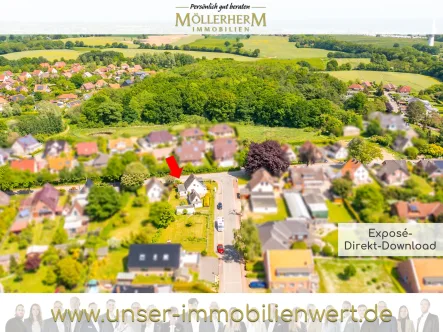 Blick auf das Grundstück - Grundstück kaufen in Neustadt in Holstein / Pelzerhaken - Großes Grundstück mit Altbestand-Kleines Einfamilienhaus in begehrter Lage von Pelzerhaken1174 m2 Grundstück – B-Plan Nr. 29/ WA I O – GRZ 0,22, GFZ 0,33