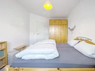 12919 LooseImmo Schlafzimmer