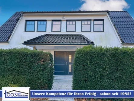 14321 LooseImmo Titelbild neu - Haus kaufen in Timmendorfer Strand - Hochwertiges Einfamilienhaus mit sep. Einliegerwohnung in Timmendorfer Strand