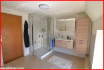 Badezimmer Dachgeschoss Reetdachhaus