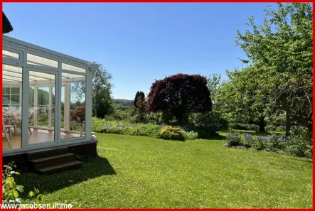 Blick vom Wintergarten - Haus kaufen in Sörup / Gammelby - " Nur Wiesen & Felder als Nachbarn" -Sehr gepflegter Resthof in wunderbarer Naturlage
