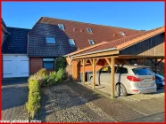 Ostansicht mit Carport