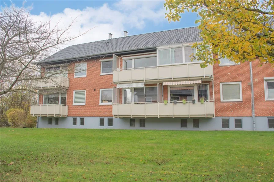Ansicht hinten - Wohnung kaufen in Schwarzenbek - Courtagefrei, die perfekte Investition