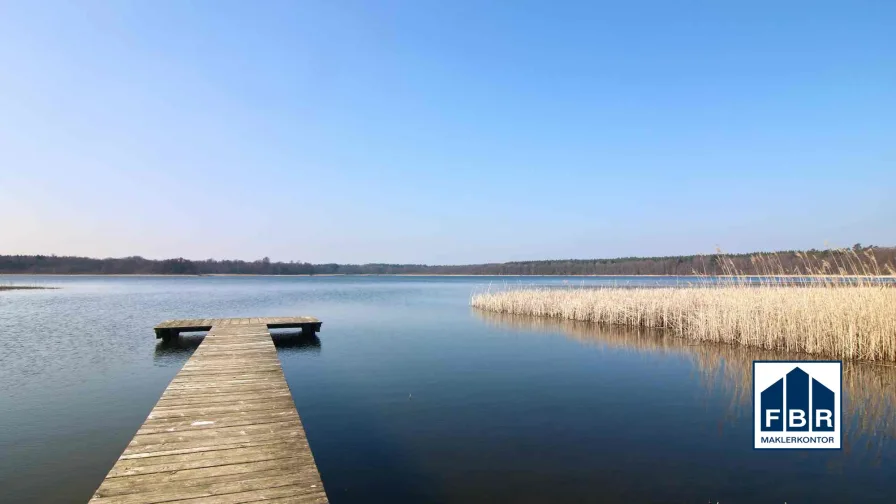 Der Badesee gleich ums Eck - Haus kaufen in Borkow / Schlowe - Schmuckstück! Eigenheim oder exklusives Ferienhaus  - nur 3 Minuten bis zum See