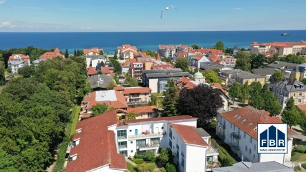 Startbild - Wohnung kaufen in Kühlungsborn - Modern und mittendrin im beliebten Ostseebad Kühlungsborn.