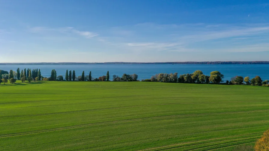 Blick auf den Schweriner See - Haus kaufen in Retgendorf - Familienglück in Seenähe: Ihr Zuhause in Retgendorf