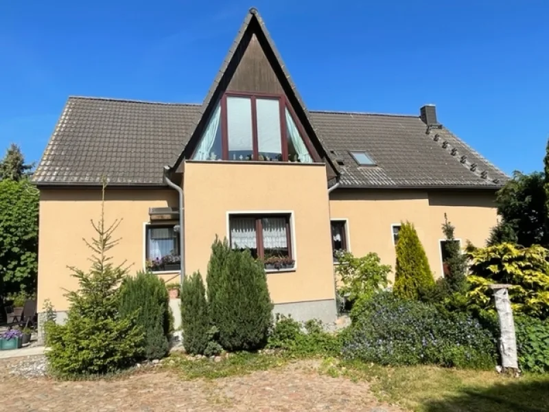 IMG_3340 - Haus kaufen in Müggenwalde-Splietsdorf - Eine besondere ImmobilieZweifamilienhaus mit großem Grundstück in wunderbarer Alleinlage in M/V zu verkaufen