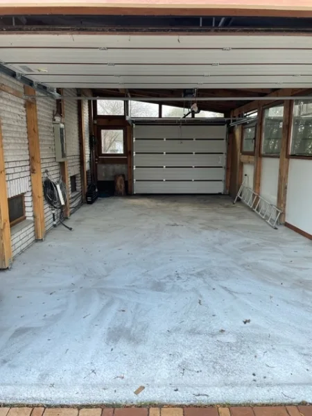 Carport/Garage mit Durchfahrt