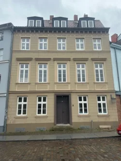 Ansicht - Wohnung mieten in Stralsund - Interessante 2- Zimmerwohnung in Stralsund, mit Balkon und Blick auf den Knieperteich