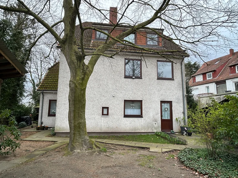 Ansicht - Haus kaufen in Bremen - Bremen-Osterholz. Wohn-und Geschäftshaus in angenehmer Lage!