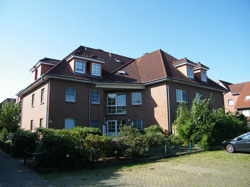 Ansicht - Wohnung kaufen in Stuhr / Brinkum - 3-Zimmer-Eigentumswohnung mit Terrasse und Gartenanteil in ruhiger Lage von Stuhr-Brinkum.