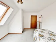 Vorderhaus / OG-Wohnung / Gäste-Zimmer