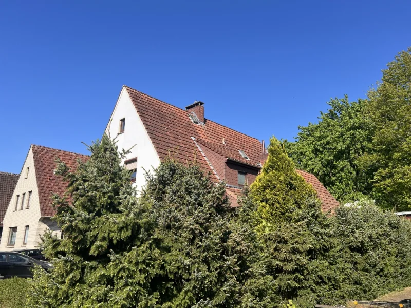 Seitenansicht Mehrfamilienhaus