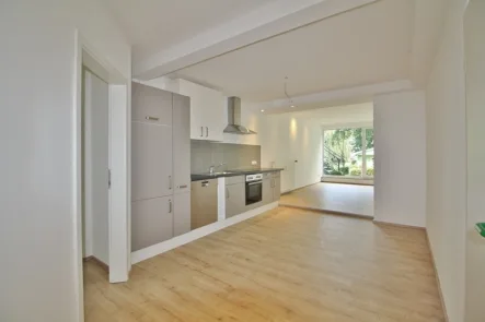 Erdgeschoss-Wohnung mieten in Huchting – Hechler und Twachtmann Immobilien GmbH - Wohnung mieten in Bremen - Modern, großzügig und hell – Erstbezug nach Renovierung am Sodenmatt!