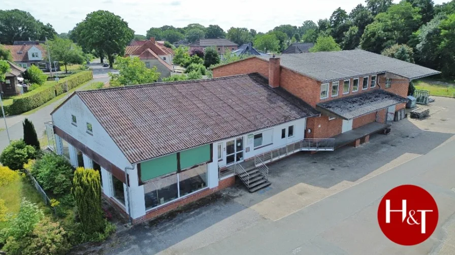 Gewerbe Vermietung in Stuhr - Hechler und Twachtmann Immobilien GmbH - Halle/Lager/Produktion mieten in Stuhr - Büro/Ausstellung/Lager/Werkstatt – in unmittelbarer Nähe zur A1/A28