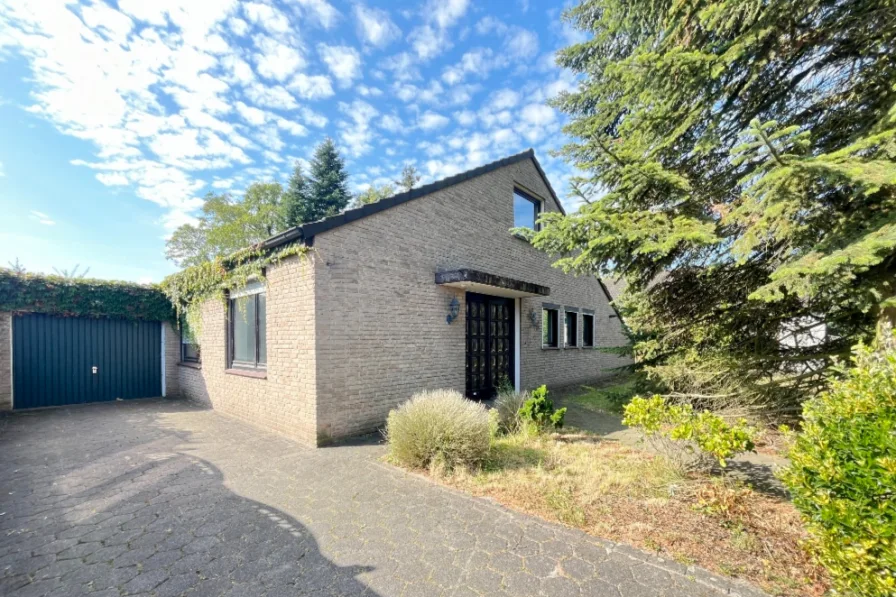 Verkauf Bungalow Stuhr-Moordeich Hechler & Twachtmann Immobilien GmbH - Haus kaufen in Stuhr - RESERVIERT! Moordeich – Idyllisch gelegen und ebenerdig bewohnbar!