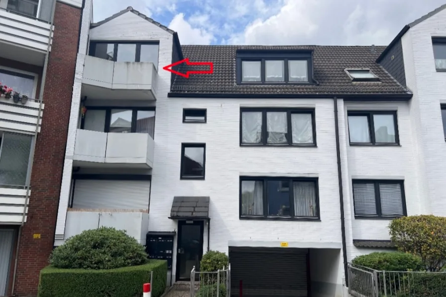 Wohnung kaufen in Bremen – Hechler & Twachtmann Immobilien GmbH - Wohnung kaufen in Bremen / Findorff - Zwei Balkone und Tiefgaragenstellplatz! Zwei-Zimmerwohnung mit viel Potenzial!