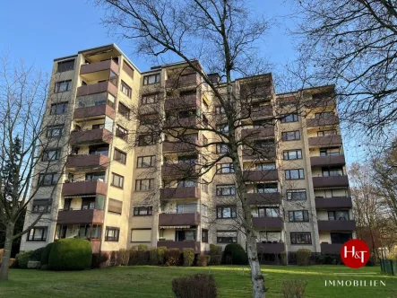 Wohnung zu verkaufen Bremen Huchting – H & T Immobilien - Wohnung kaufen in Bremen - Zentral – hell und gut geschnitten – mit Fahrstuhl und Loggia!