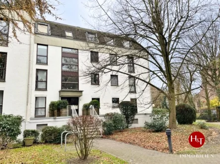 Wohnung zu vermieten in Bremen Schwachhausen – H & T Immobilien - Wohnung mieten in Bremen - Einbauküche, Fahrstuhl, Duplextiefgarage und frisch renoviert bei Mietbeginn!