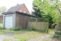 Garage mit Terrasse