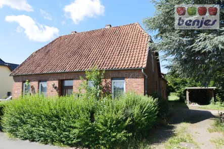 Uriges Handwerkerhaus - Haus kaufen in Hassel (Weser) - Uriges Handwerkerhaus mit großzügigem Grundstück und guter Erreichbarkeit nach Verden