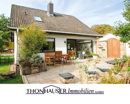 EFH-22929-Köthel-Thonhauser-Immobilien-GmbH-Titel - Haus kaufen in Köthel - Einfamilienhaus mit Keller, Garage und traumhaften Blick über die Felder in 22929 Köthel