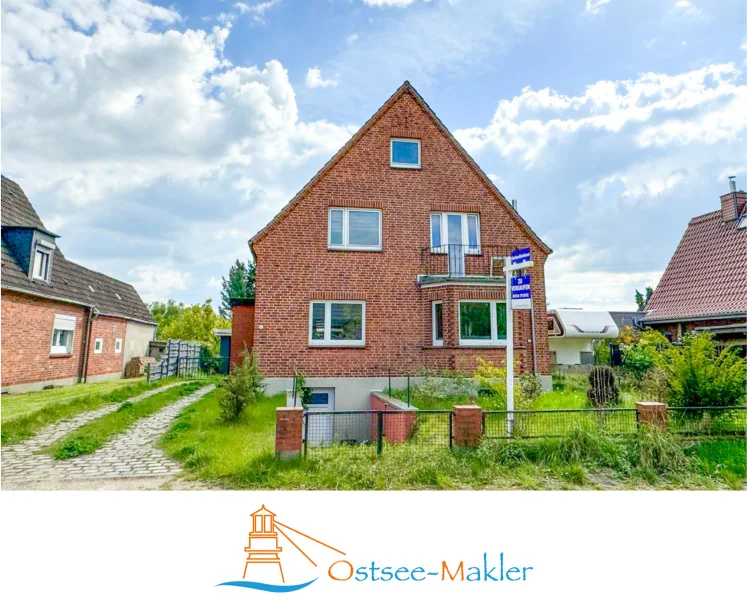 EFH-23569-Lübeck-Ostsee-Makler-Titel  - Haus kaufen in Lübeck / Kücknitz - Einfamilienhaus mit großem Grundstück und Garagein 23569 Lübeck