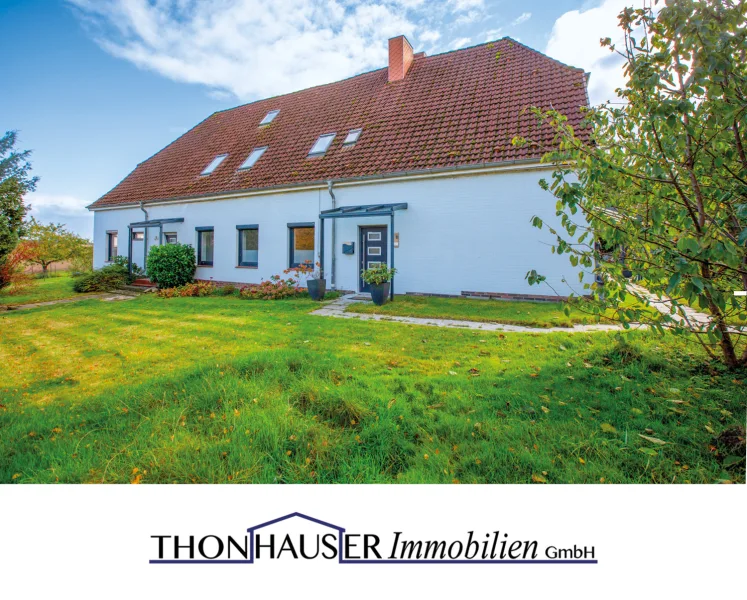 MFH-23896-Mangenhagen-Thonhauser-Immobilien-GmbH-Titel - Haus kaufen in Mannhagen - Mehrfamilienhaus mit drei Wohneinheiten und Garten in 23896 Mannhagen