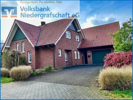 Vordere Ansicht - Haus kaufen in Itterbeck - Großzügiges Einfamilienhaus mit Garage