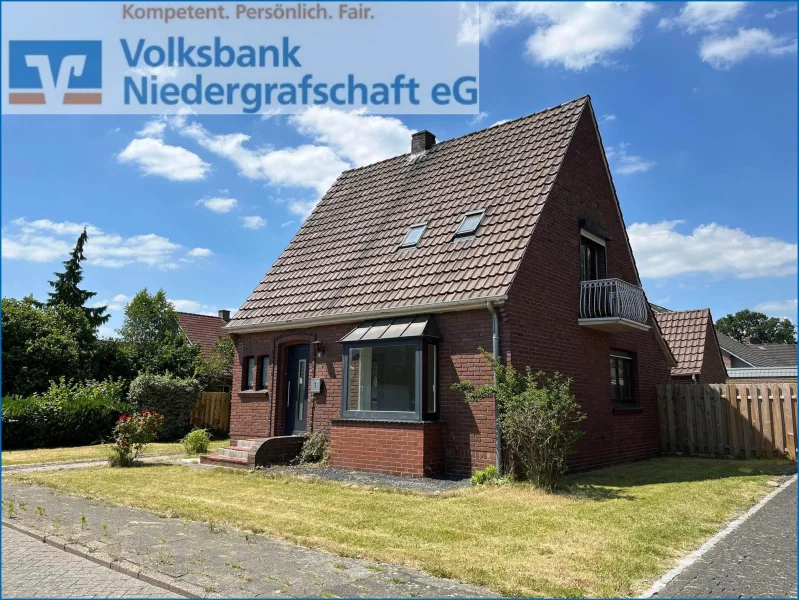 Vordere Ansicht - Haus kaufen in Emlichheim - #reserviert#Solides Einfamilienhaus in Emlichheim 