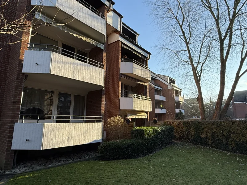 Außenansicht - Wohnung kaufen in Elmshorn - Helle und gepflegte 2 Zimmer-Wohnung in ruhiger Lage mit Garage