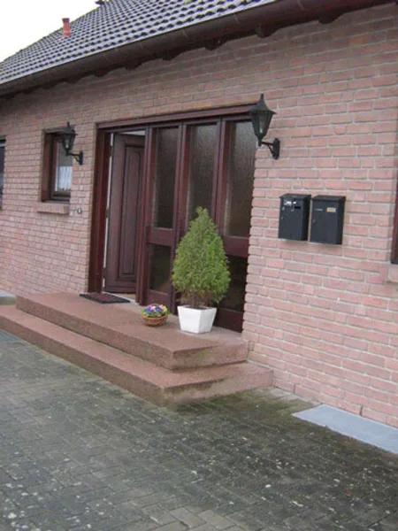 Eingang - Wohnung mieten in Gifhorn - Gifhorn - Neubokel - TOP am Ortsrand gelegen