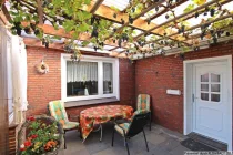 Terrasse mit frischen Trauben