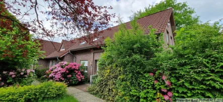 interessante Geldanlage - Haus kaufen in Uplengen - 6-Parteienhaus als Renditeanlage