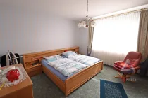 großes Schlafzimmer