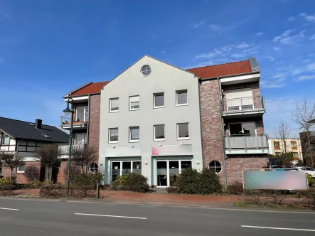 Außenansicht - Wohnung kaufen in Edewecht - Helle Eigentumswohnung im "Betreuten Wohnen" im Zentrum Edewechts zu verkaufen. Kapitalanleger aufgepasst!