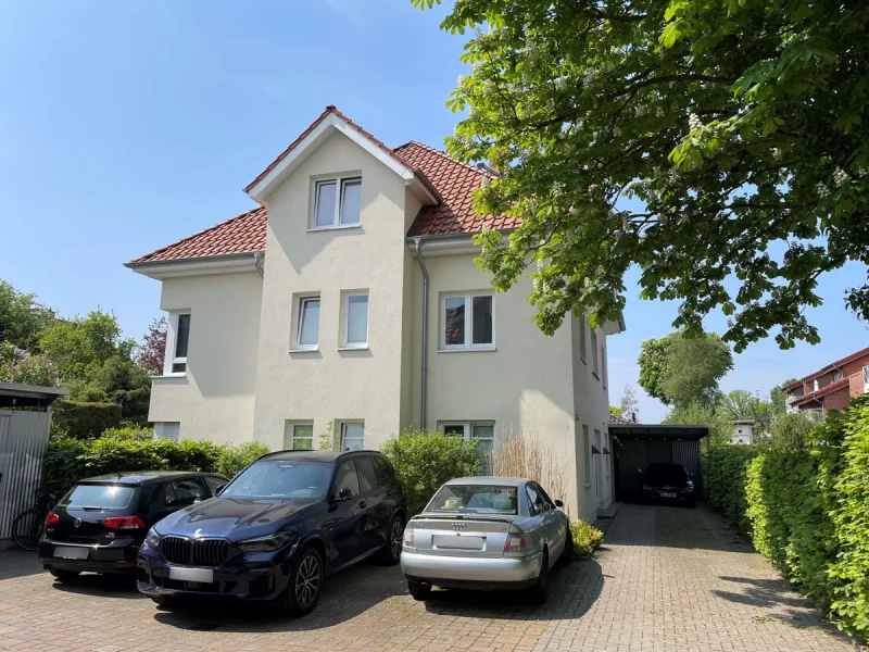 Außenansicht - Wohnung mieten in Oldenburg (Oldenburg) / Eversten - Wohnen in Eversten! Sehr ruhig gelegen!Wunderschlöne 3 ZKB Wohnung zum 01.07.2023 zu vermieten!