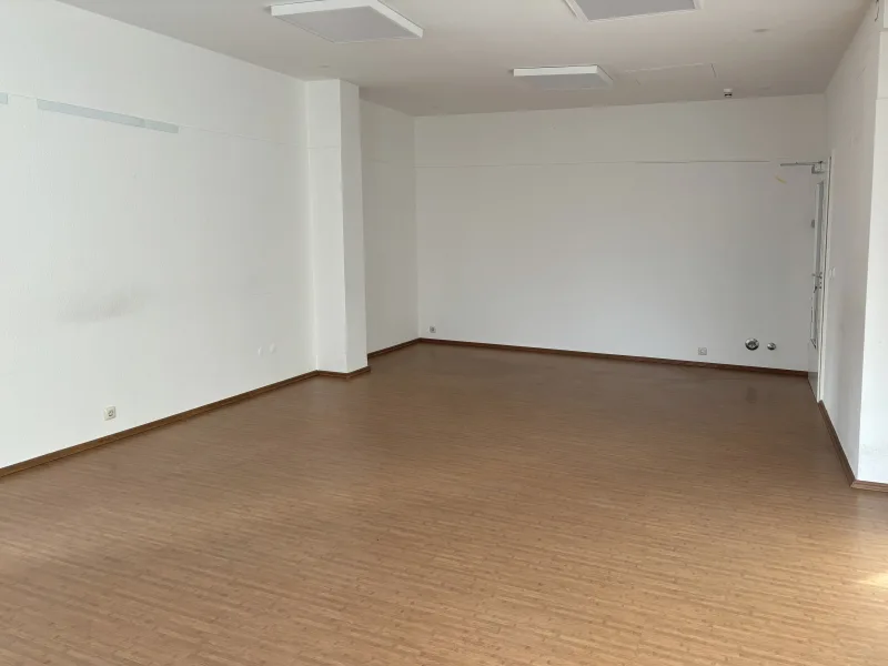 Großes Büro - Büro/Praxis mieten in Winsen - Gewerbefläche in der Innenstadt - City-Passage