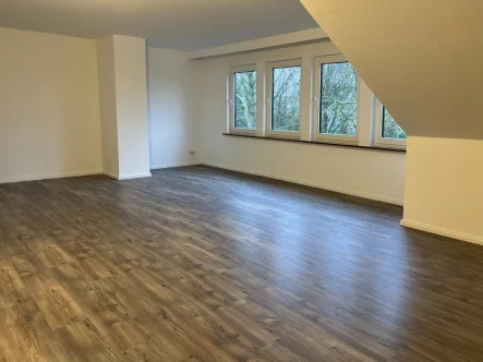 Wohnzimmer - Wohnung mieten in Winsen (Luhe) - Zentral aber ruhig gelegen