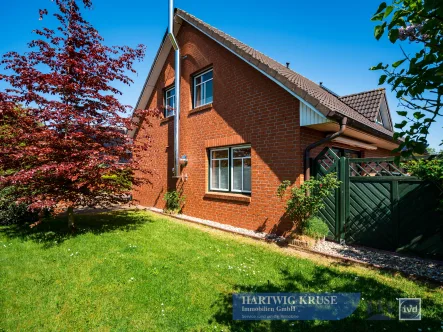 Seitenansicht - Haus kaufen in Freiburg - Entdecken Sie Ihr Traumhaus in Freiburg! 