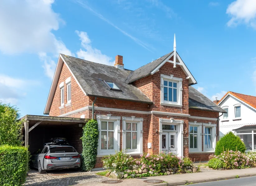  - Haus kaufen in Wyk - Traditionelles Wyker Stadthaus!